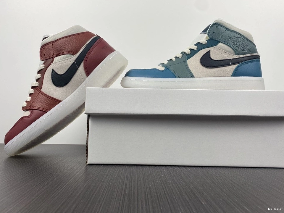 (W) Mid Jordan 1 Machines DM9601-200 - Anti-Gravity 0412